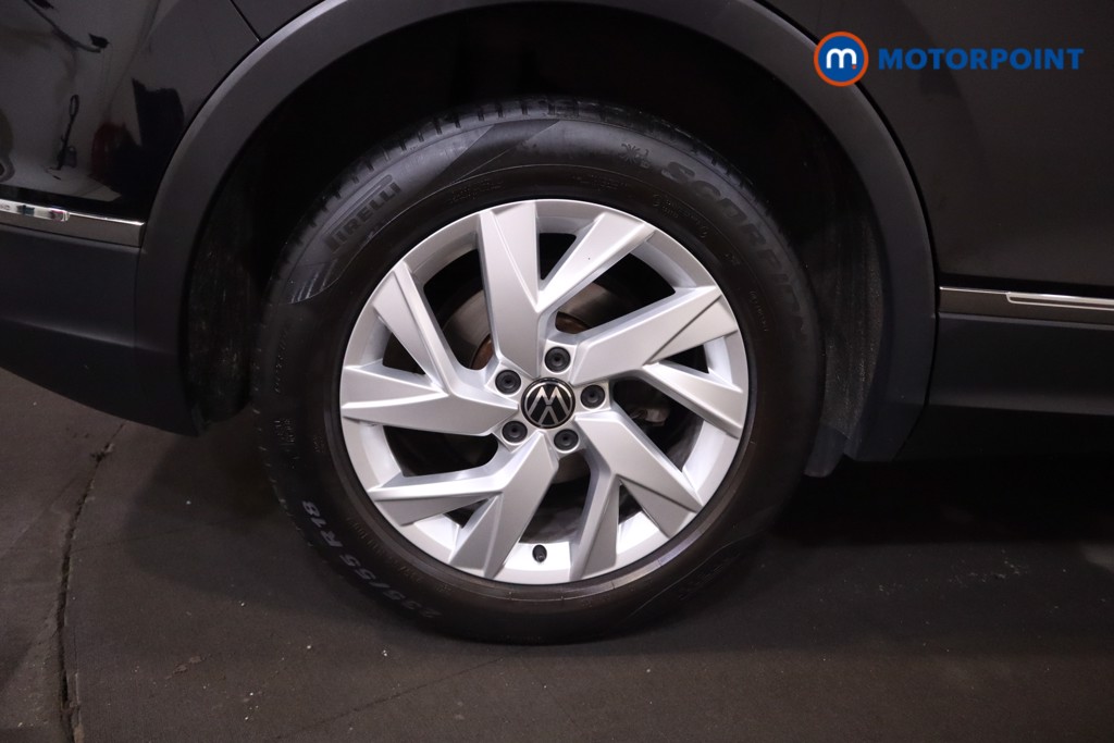 Volkswagen Tiguan Life Automatic Petrol SUV - Stock Number (1558591) - 31st supplementary image