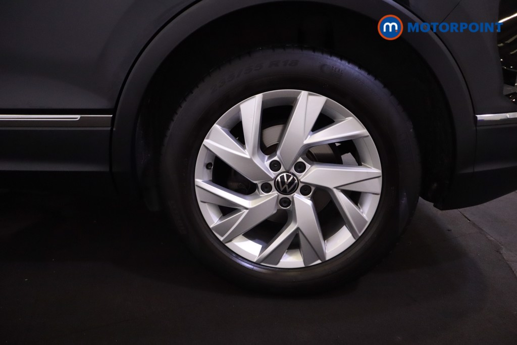 Volkswagen Tiguan Life Automatic Petrol SUV - Stock Number (1558591) - 32nd supplementary image