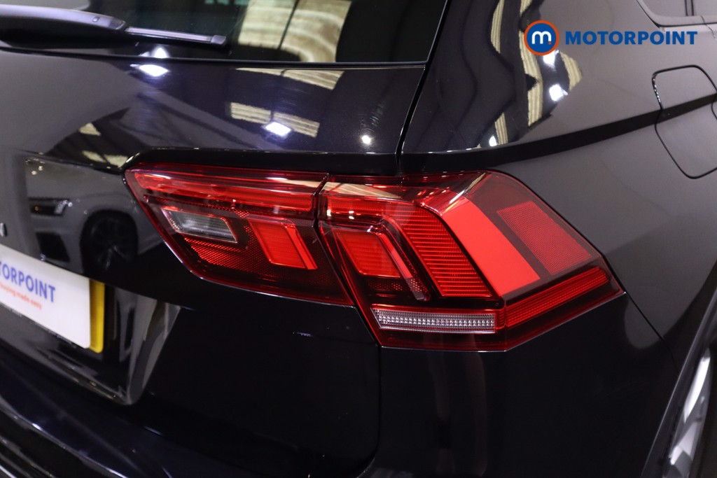 Volkswagen Tiguan Life Automatic Petrol SUV - Stock Number (1558591) - 37th supplementary image