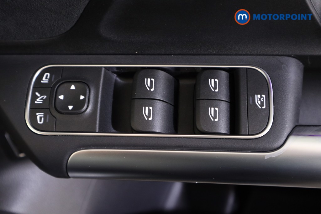Mercedes-Benz EQA Amg Line Automatic Electric SUV - Stock Number (1558690) - 9th supplementary image