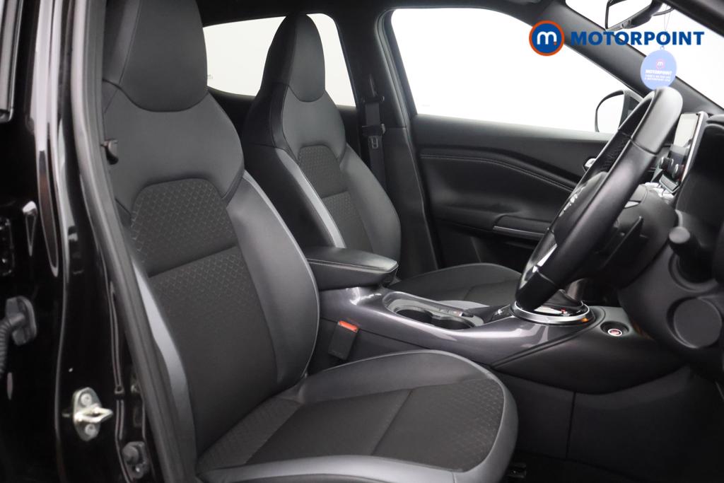 Nissan Juke N-Connecta Automatic Petrol SUV - Stock Number (1558912) - 9th supplementary image