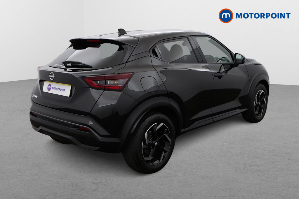 Nissan Juke N-Connecta Automatic Petrol SUV - Stock Number (1558912) - Drivers side rear corner