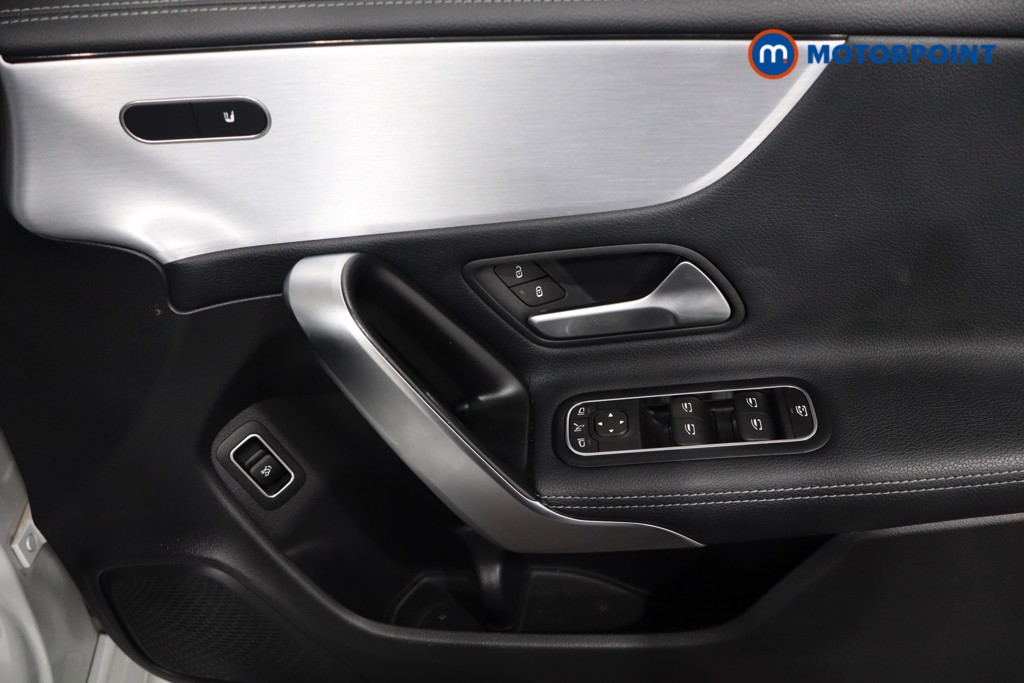 Mercedes-Benz CLA Amg Line Automatic Petrol Coupe - Stock Number (1559000) - 18th supplementary image