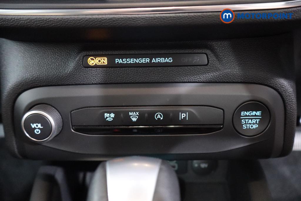 Ford Focus Active X Automatic Petrol-Electric Hybrid Estate - Stock Number (1559204) - 4th supplementary image