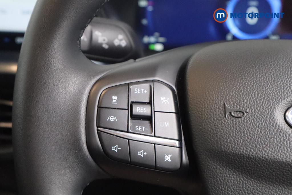 Ford Focus Active X Automatic Petrol-Electric Hybrid Estate - Stock Number (1559204) - 9th supplementary image