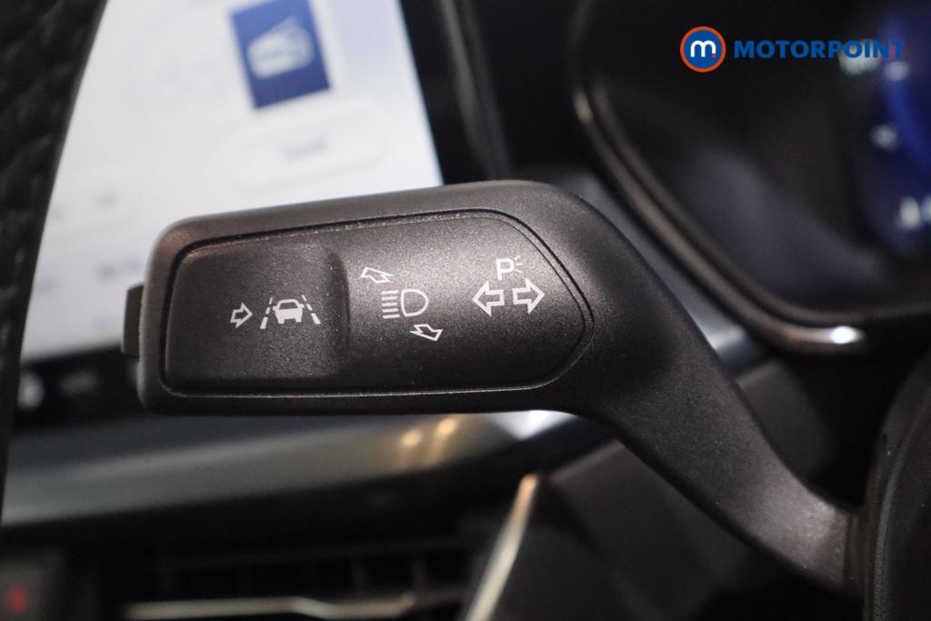 Ford Focus Active X Automatic Petrol-Electric Hybrid Estate - Stock Number (1559204) - 11th supplementary image