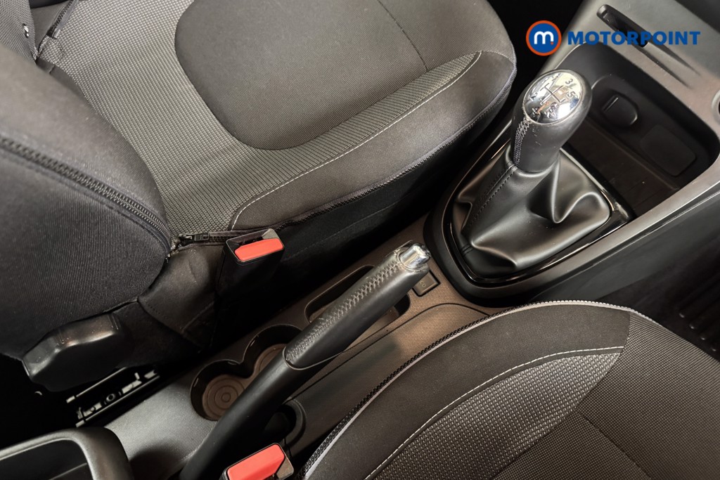 Renault Captur Dynamique Nav Manual Petrol SUV - Stock Number (1559479) - 8th supplementary image