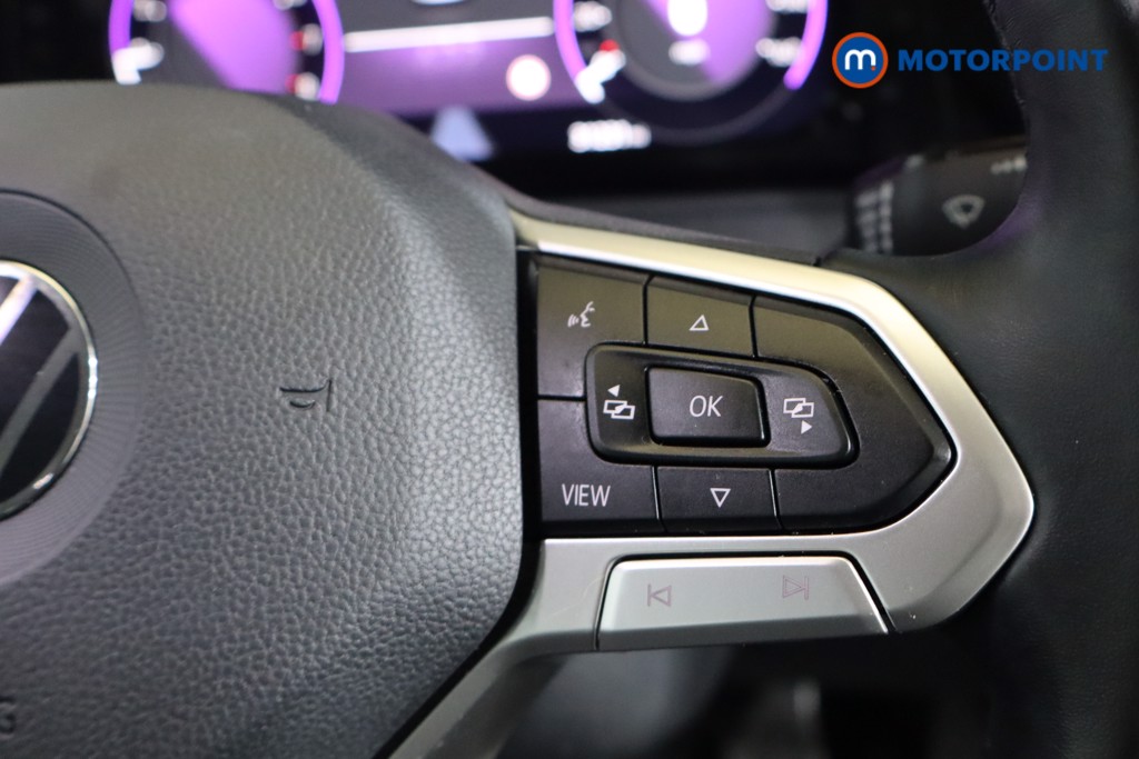 Volkswagen Golf Style Manual Petrol Hatchback - Stock Number (1559501) - 4th supplementary image