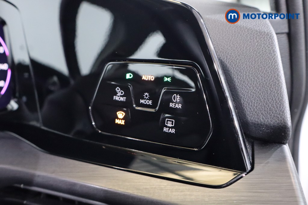 Volkswagen Golf Style Manual Petrol Hatchback - Stock Number (1559501) - 8th supplementary image