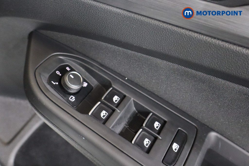 Volkswagen Golf Style Manual Petrol Hatchback - Stock Number (1559501) - 9th supplementary image