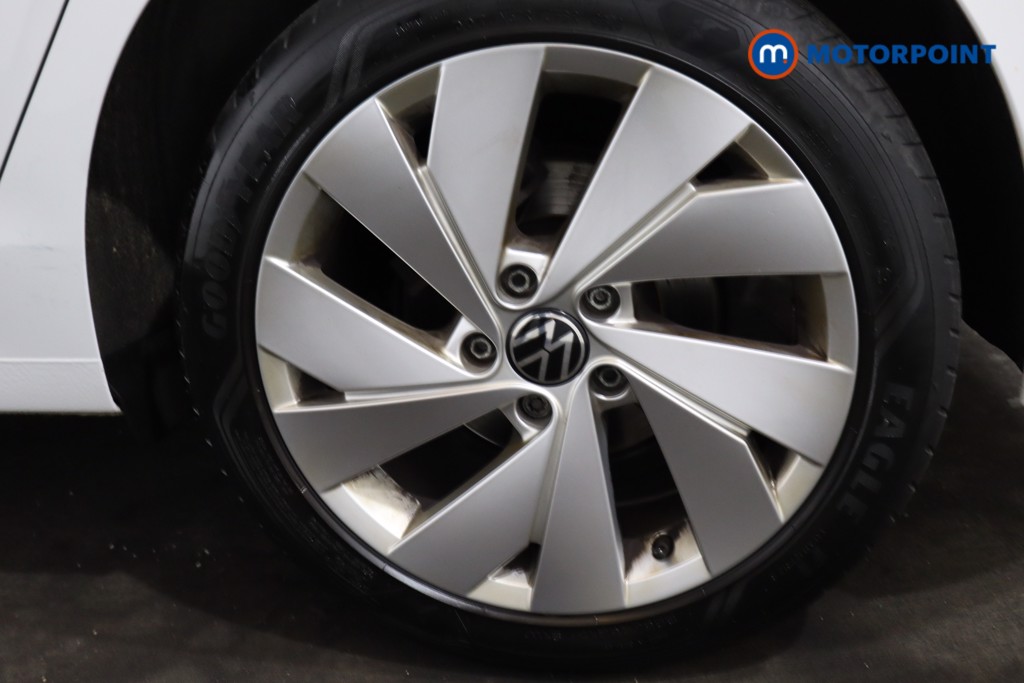 Volkswagen Golf Style Manual Petrol Hatchback - Stock Number (1559501) - 16th supplementary image