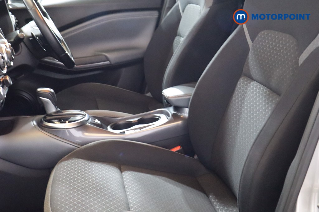 Nissan Juke N-Connecta Manual Petrol SUV - Stock Number (1559544) - 11th supplementary image
