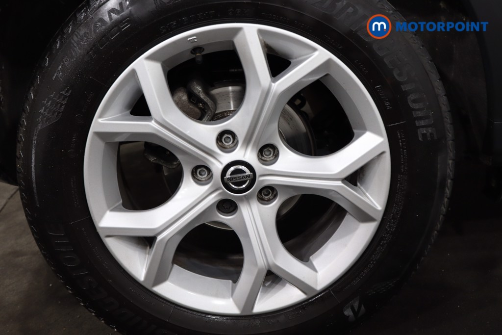 Nissan Juke N-Connecta Manual Petrol SUV - Stock Number (1559544) - 14th supplementary image