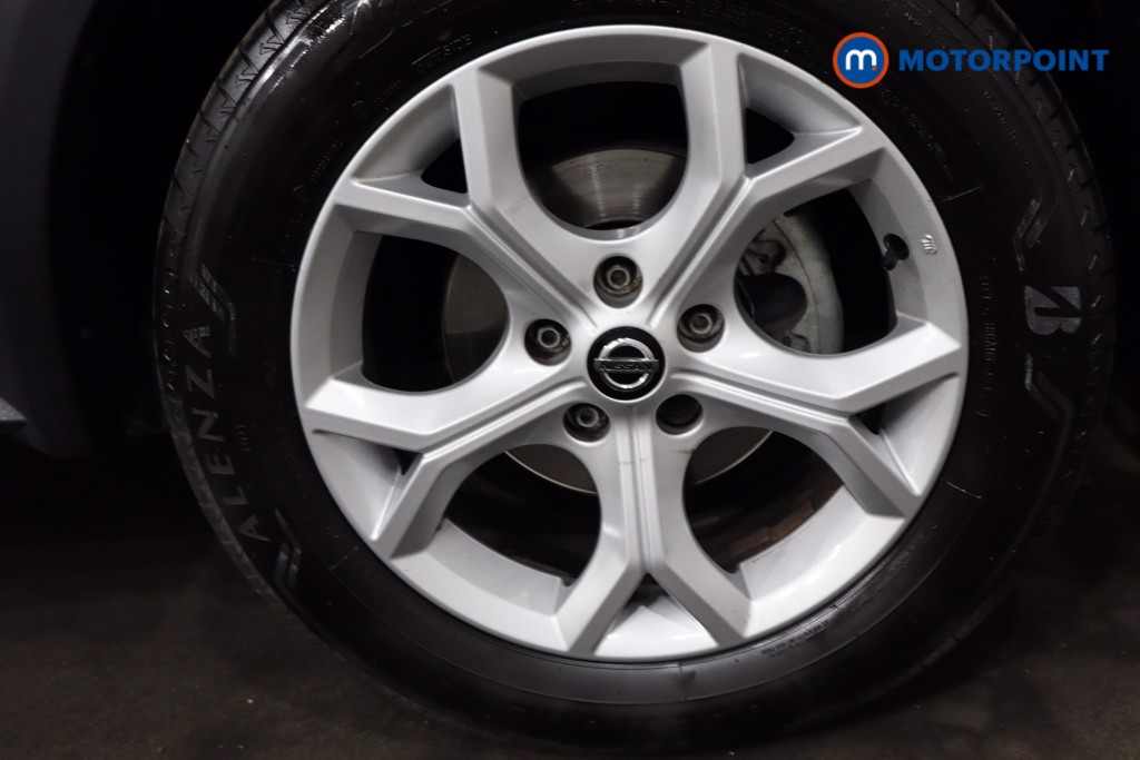 Nissan Juke N-Connecta Manual Petrol SUV - Stock Number (1559544) - 15th supplementary image