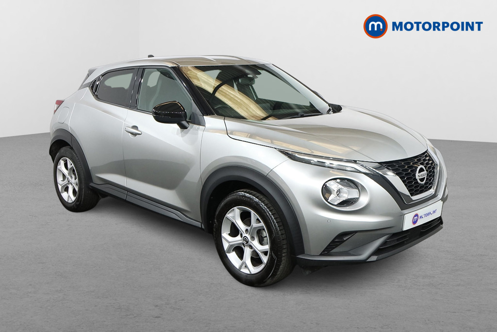 Nissan Juke N-Connecta Manual Petrol SUV - Stock Number (1559544) - Drivers side front corner