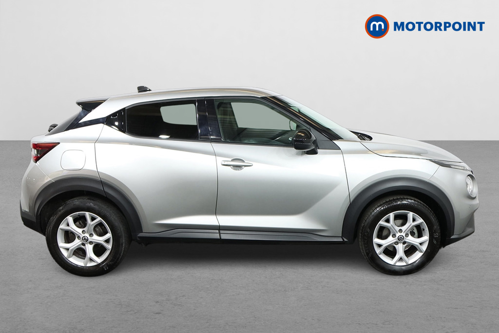 Nissan Juke N-Connecta Manual Petrol SUV - Stock Number (1559544) - Drivers side