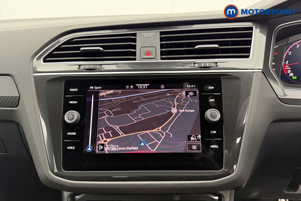 Volkswagen Tiguan R-Line Edition Automatic Petrol SUV - Stock Number (1559699) - 9th supplementary image
