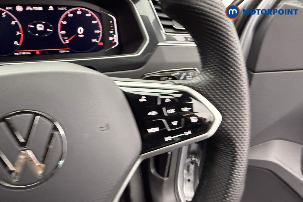 Volkswagen Tiguan R-Line Edition Automatic Petrol SUV - Stock Number (1559699) - 15th supplementary image