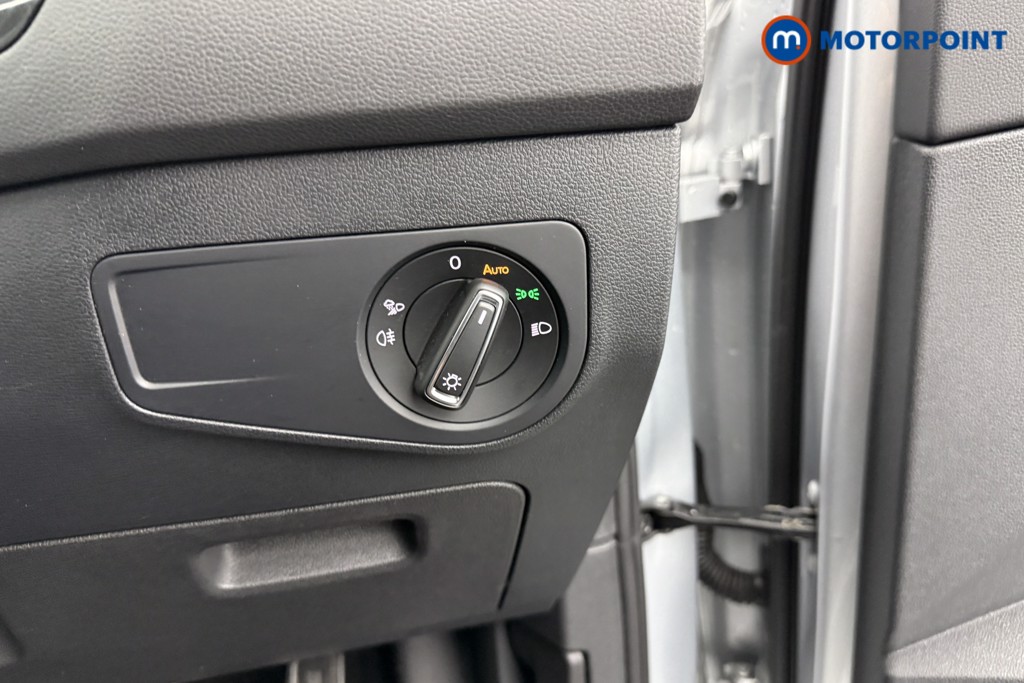 Volkswagen Tiguan R-Line Edition Automatic Petrol SUV - Stock Number (1559699) - 16th supplementary image