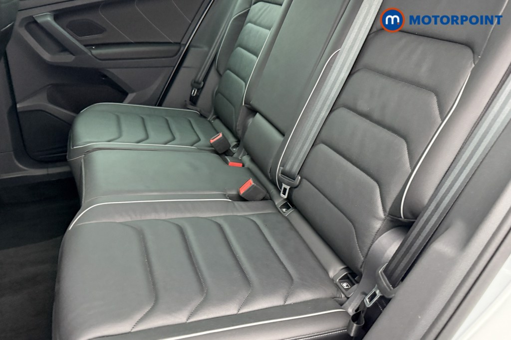 Volkswagen Tiguan R-Line Edition Automatic Petrol SUV - Stock Number (1559699) - 26th supplementary image