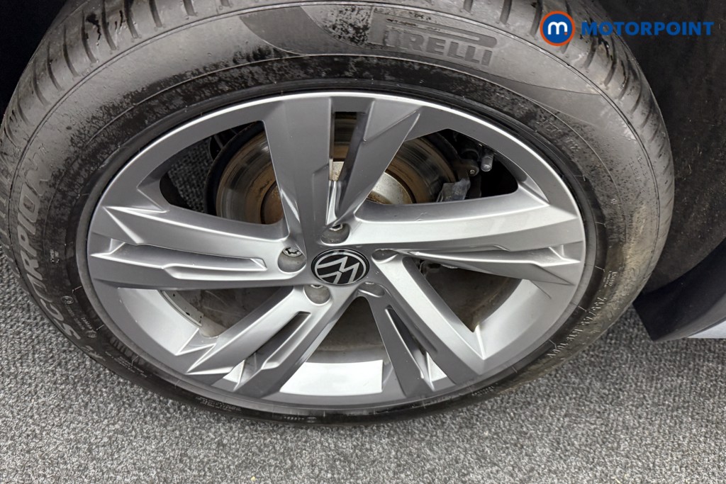 Volkswagen Tiguan R-Line Edition Automatic Petrol SUV - Stock Number (1559699) - 34th supplementary image