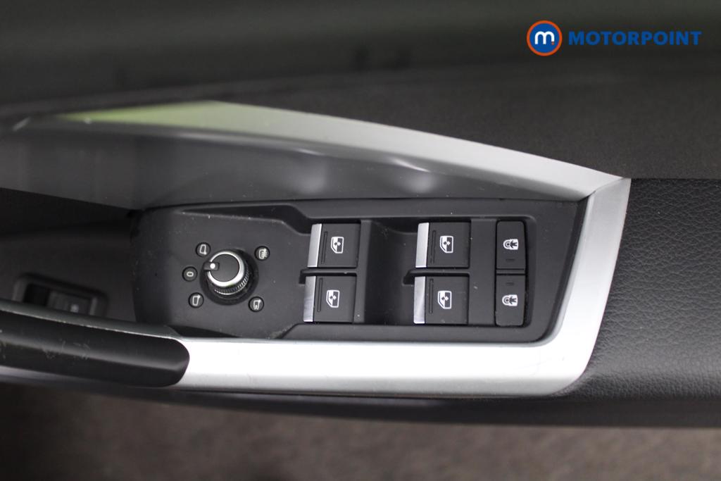 Audi Q3 Sport Manual Petrol SUV - Stock Number (1559735) - 4th supplementary image