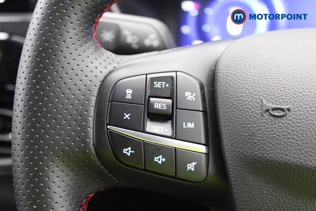 Ford Kuga St-Line Edition Manual Petrol SUV - Stock Number (1559916) - 5th supplementary image