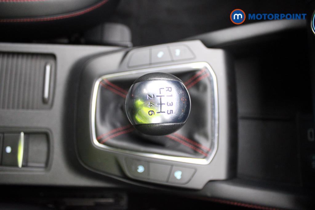 Ford Kuga St-Line Edition Manual Petrol SUV - Stock Number (1559916) - 8th supplementary image