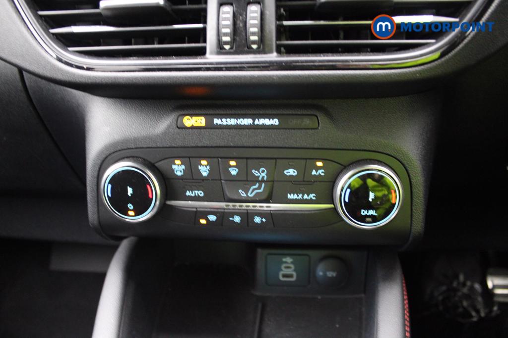 Ford Kuga St-Line Edition Manual Petrol SUV - Stock Number (1559916) - 9th supplementary image