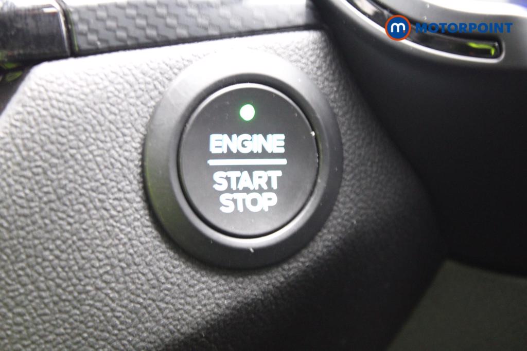 Ford Kuga St-Line Edition Manual Petrol SUV - Stock Number (1559916) - 15th supplementary image
