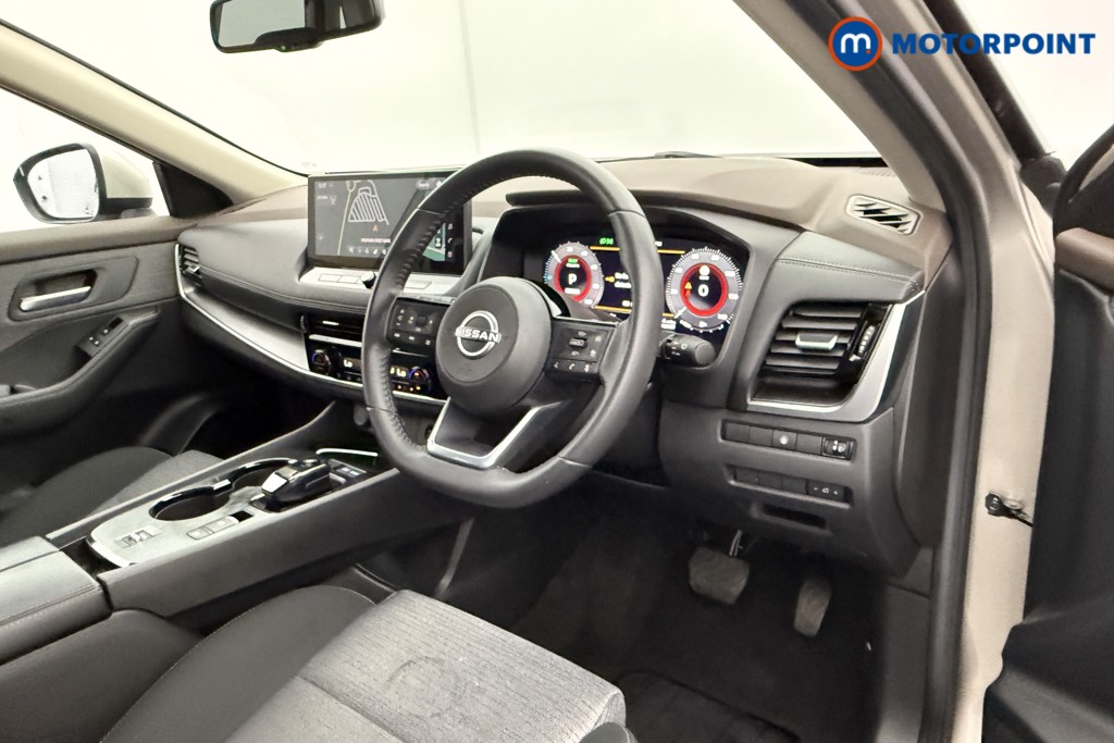 Nissan X-Trail N-Connecta Automatic Petrol-Electric Hybrid SUV - Stock Number (1559933) - 4th supplementary image