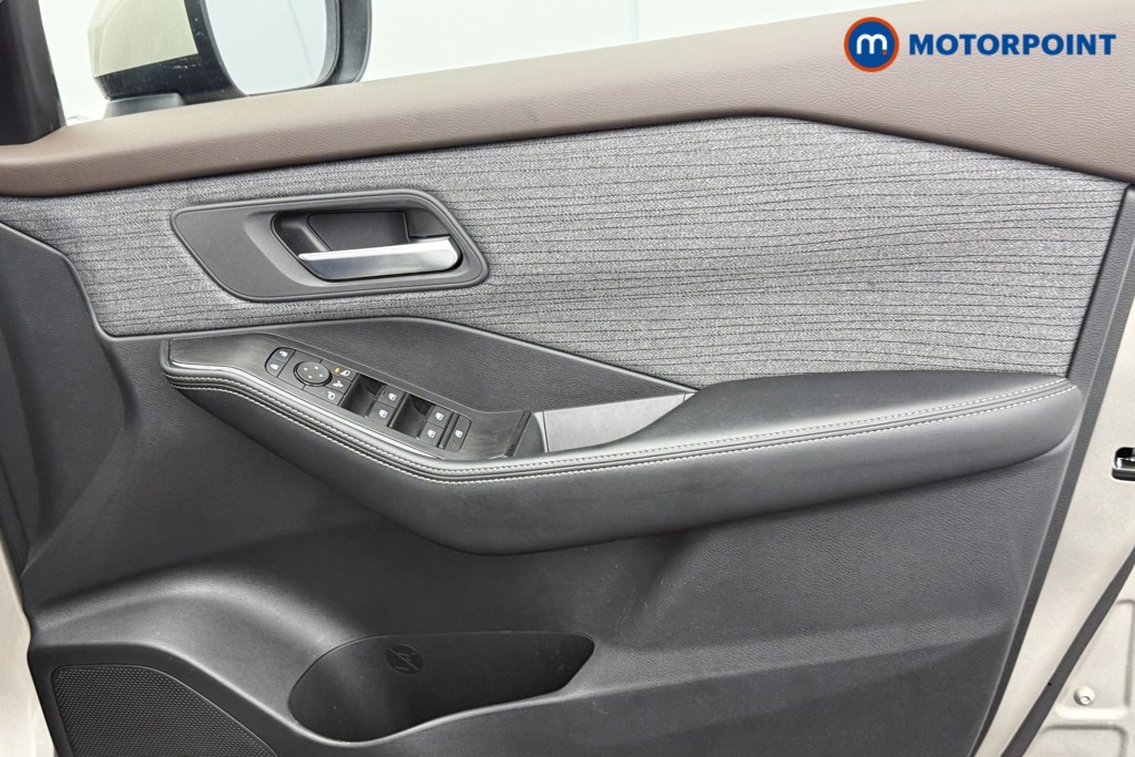 Nissan X-Trail N-Connecta Automatic Petrol-Electric Hybrid SUV - Stock Number (1559933) - 16th supplementary image