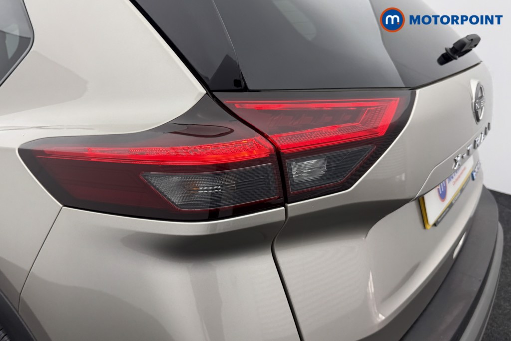 Nissan X-Trail N-Connecta Automatic Petrol-Electric Hybrid SUV - Stock Number (1559933) - 25th supplementary image