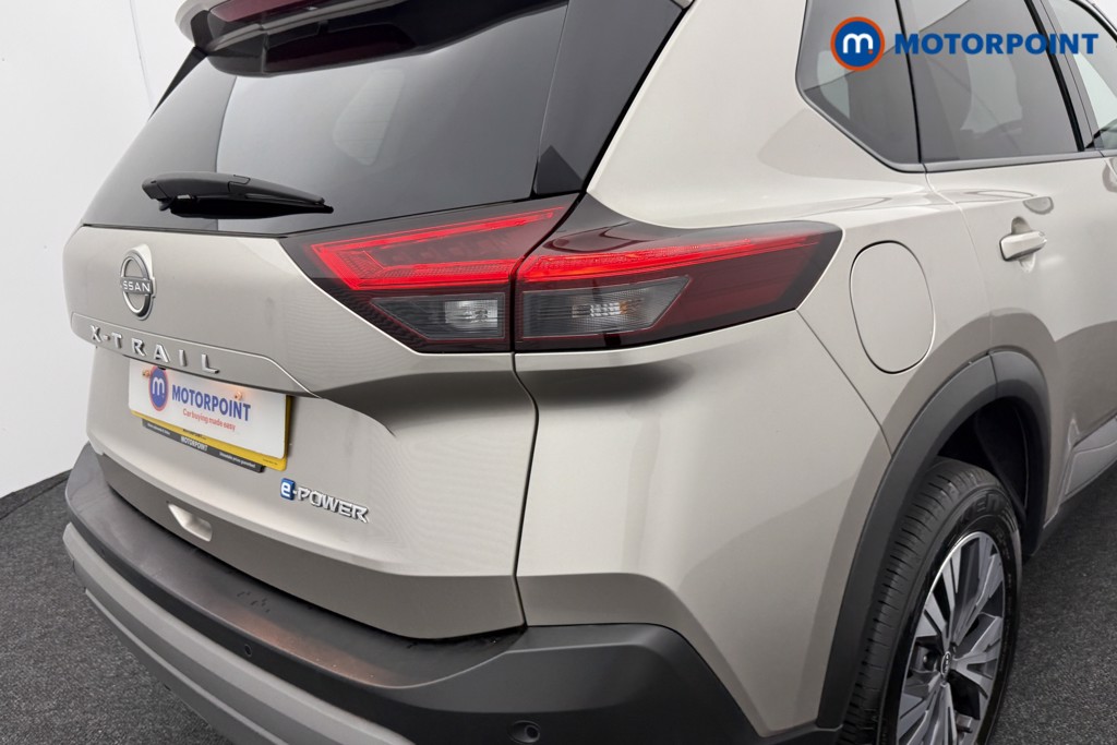Nissan X-Trail N-Connecta Automatic Petrol-Electric Hybrid SUV - Stock Number (1559933) - 26th supplementary image