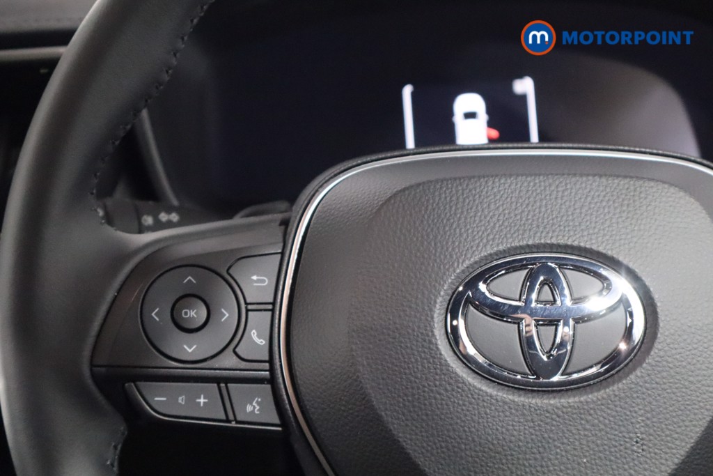 Toyota Corolla Excel Automatic Petrol-Electric Hybrid Hatchback - Stock Number (1560029) - 7th supplementary image