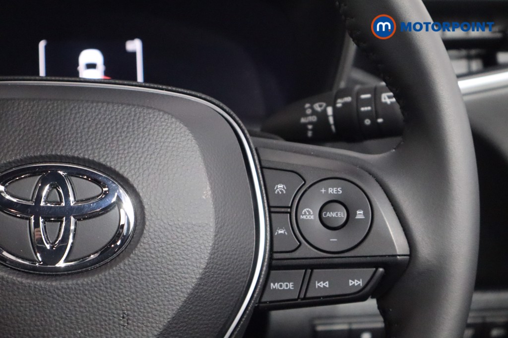 Toyota Corolla Excel Automatic Petrol-Electric Hybrid Hatchback - Stock Number (1560029) - 8th supplementary image