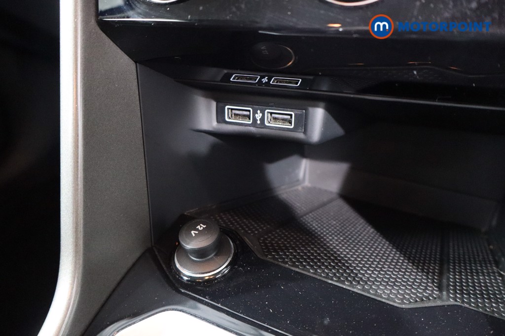 Volkswagen T-Roc SE Automatic Petrol SUV - Stock Number (1560094) - 16th supplementary image