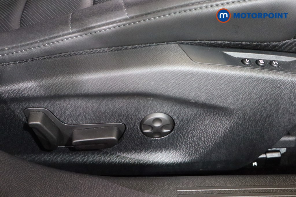 Citroen C5 X MAX Automatic Petrol Hatchback - Stock Number (1560300) - 9th supplementary image