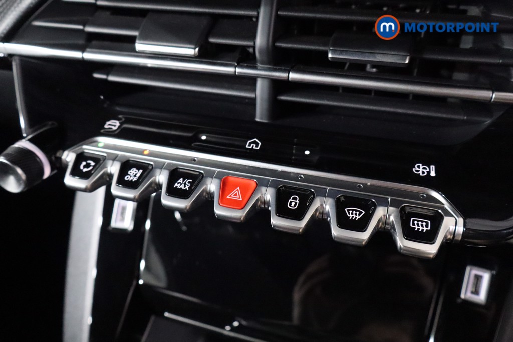 Peugeot 2008 Allure Manual Petrol SUV - Stock Number (1560350) - 14th supplementary image