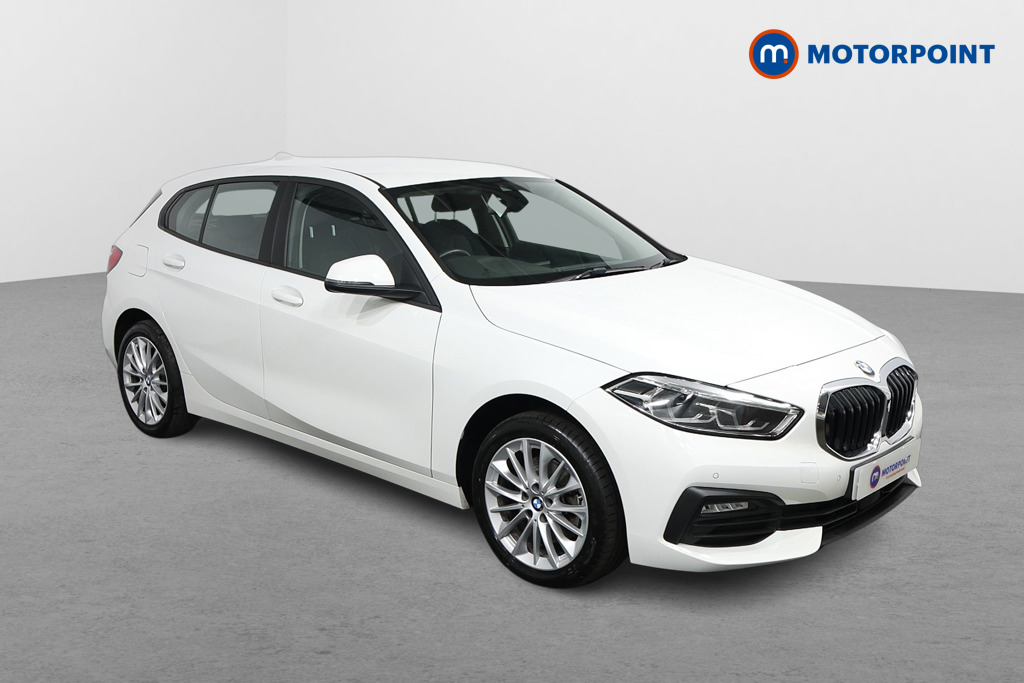 BMW 1 Series SE Automatic Petrol Hatchback - Stock Number (1554837) - Drivers side front corner
