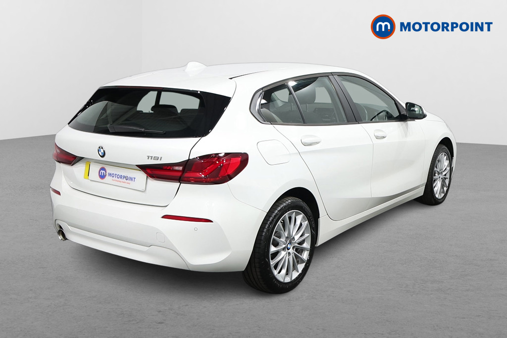 BMW 1 Series SE Automatic Petrol Hatchback - Stock Number (1554837) - Drivers side rear corner