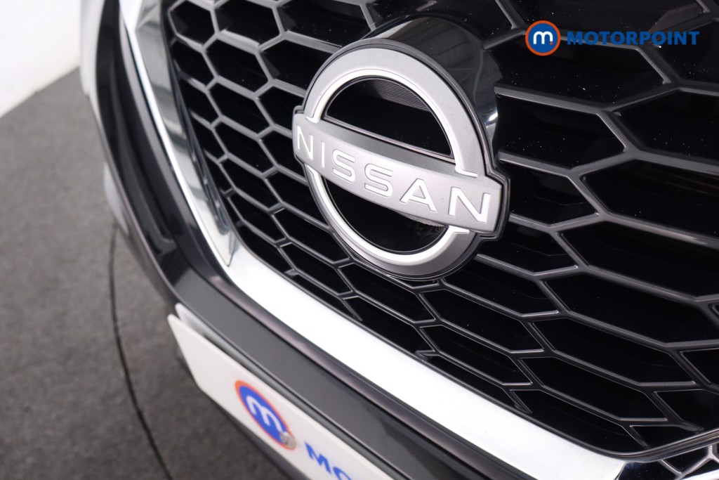 Nissan Juke N-Connecta Automatic Petrol SUV - Stock Number (1555582) - 25th supplementary image