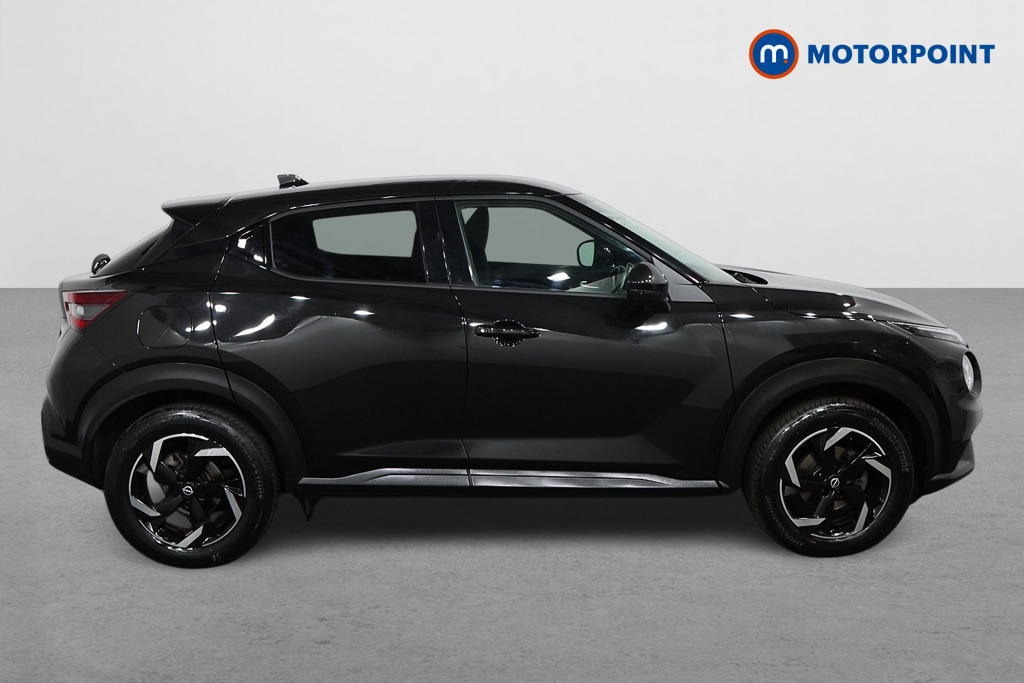 Nissan Juke N-Connecta Automatic Petrol SUV - Stock Number (1555582) - Drivers side