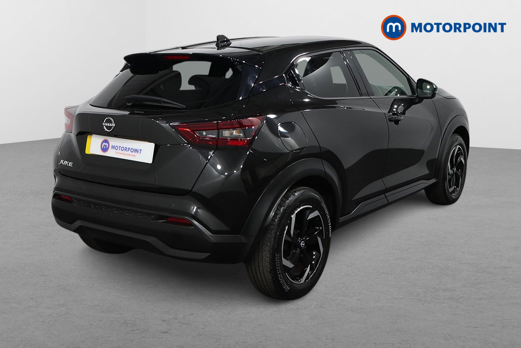 Nissan Juke N-Connecta Automatic Petrol SUV - Stock Number (1555582) - Drivers side rear corner