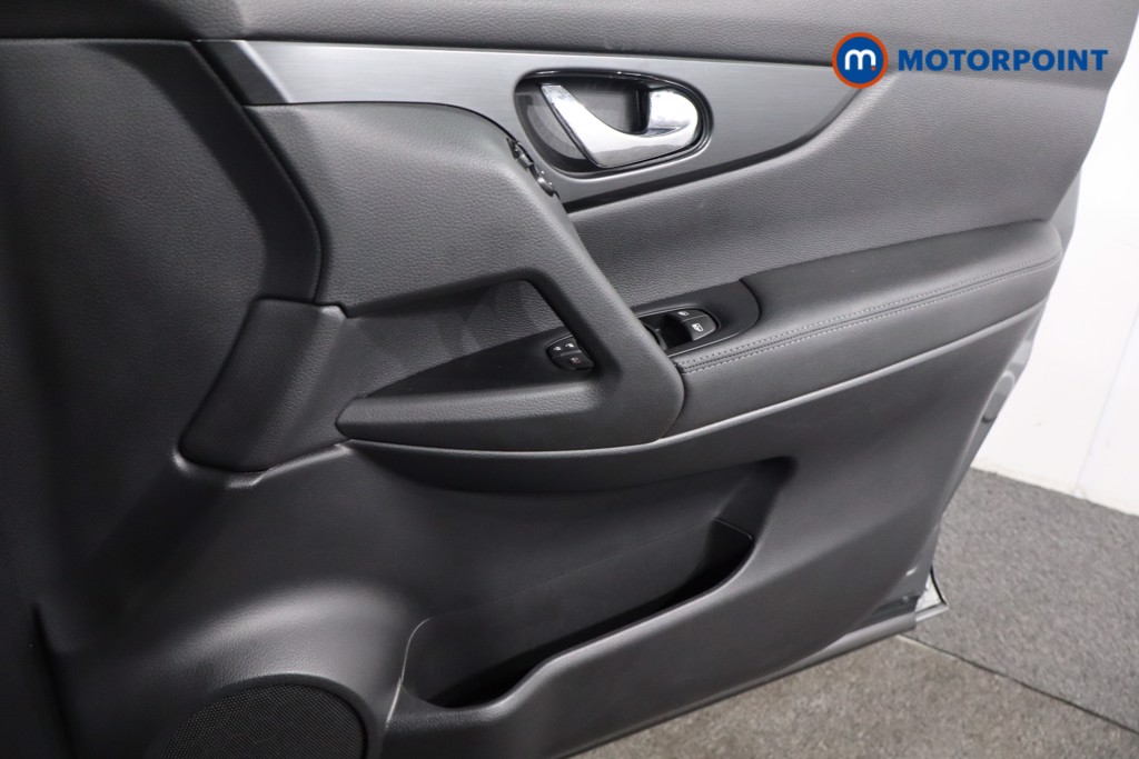 Nissan Qashqai N-Tec Automatic Petrol SUV - Stock Number (1555737) - 22nd supplementary image