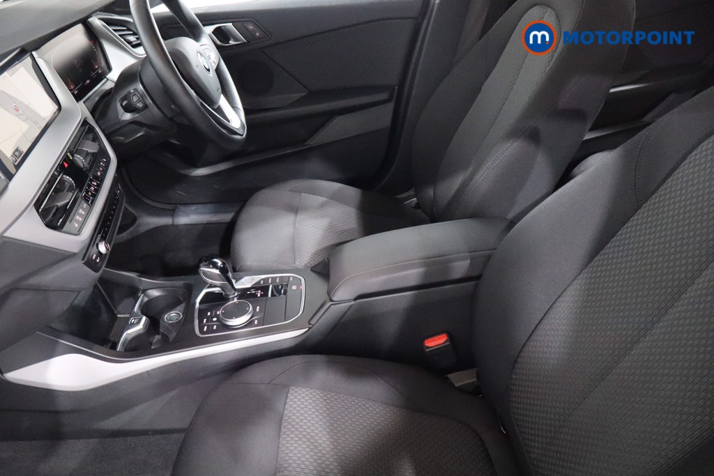 BMW 1 Series SE Automatic Petrol Hatchback - Stock Number (1556075) - 4th supplementary image