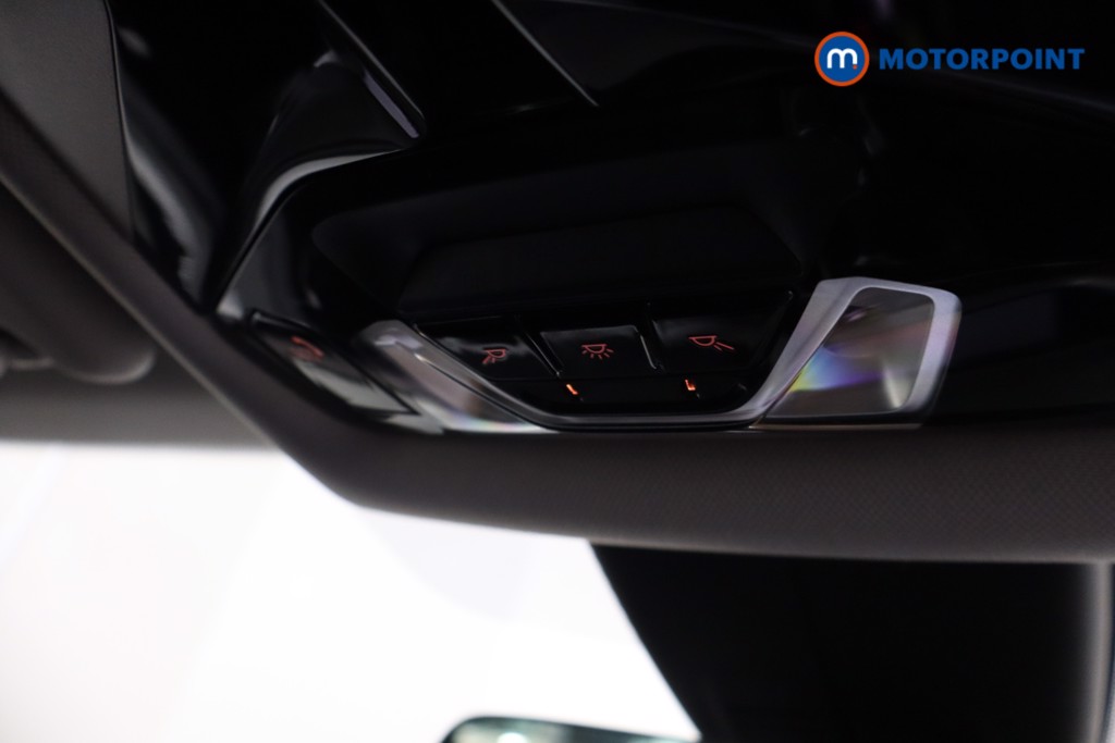 BMW 1 Series SE Automatic Petrol Hatchback - Stock Number (1556075) - 18th supplementary image