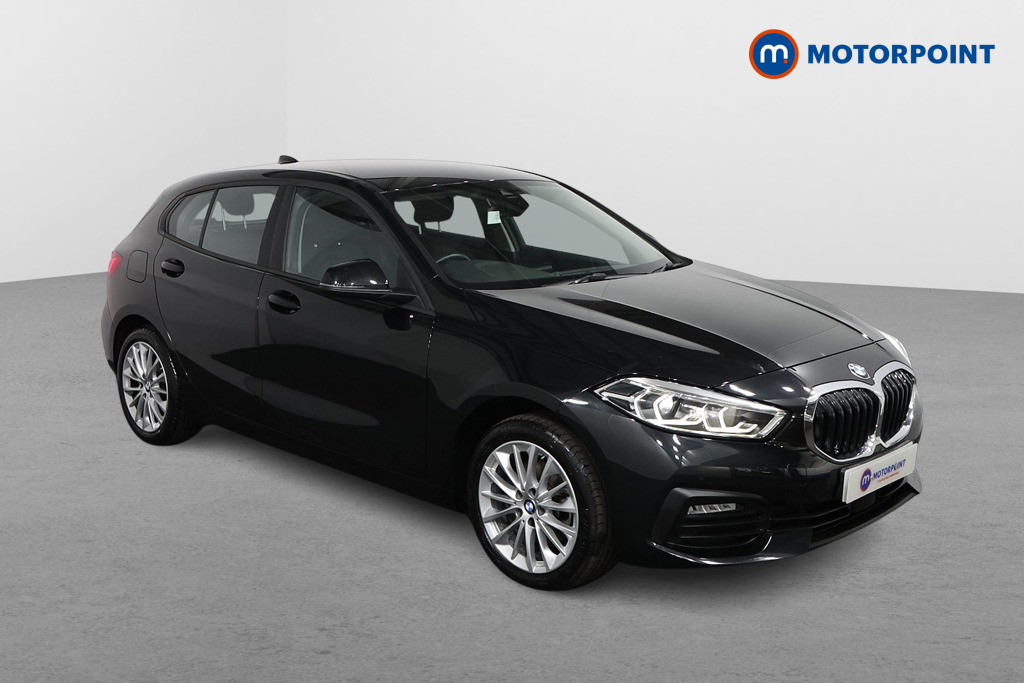 BMW 1 Series SE Automatic Petrol Hatchback - Stock Number (1556075) - Drivers side front corner