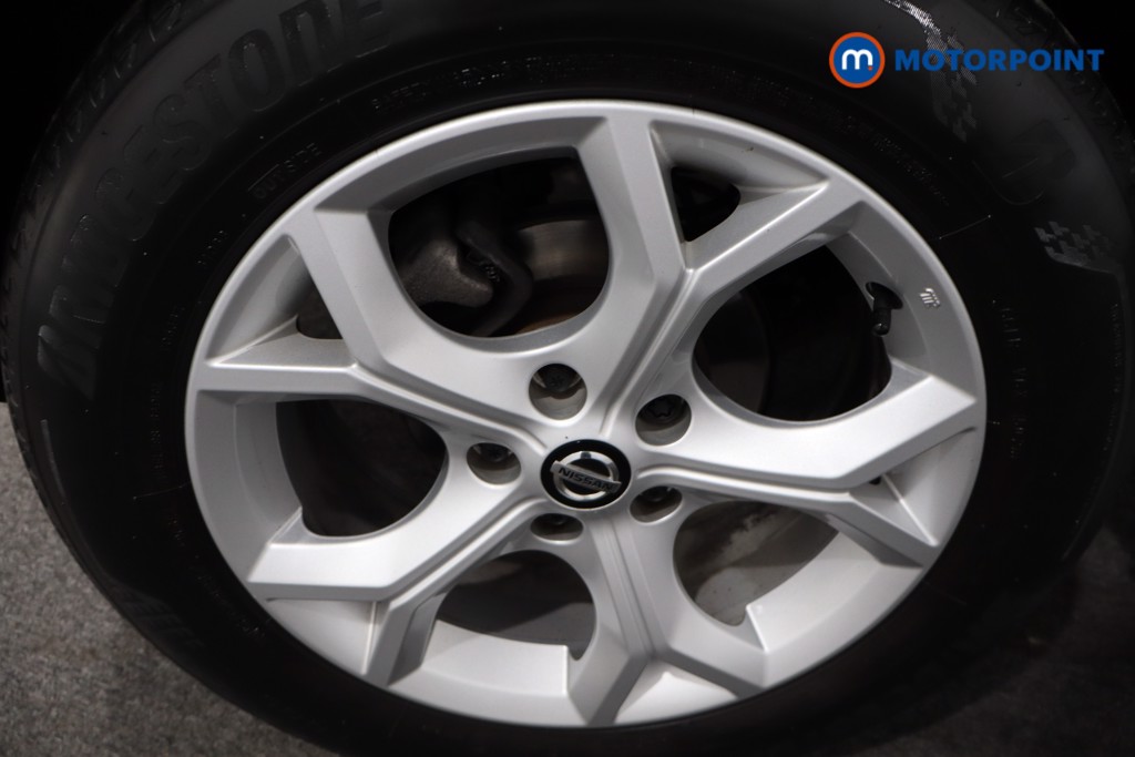 Nissan Juke N-Connecta Manual Petrol SUV - Stock Number (1556754) - 9th supplementary image