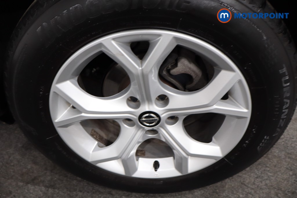 Nissan Juke N-Connecta Manual Petrol SUV - Stock Number (1556754) - 12th supplementary image